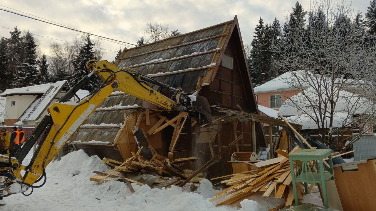 Снос и демонтаж дома в Истре